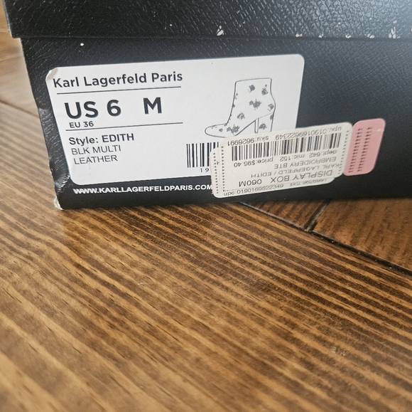 Size 6 Karl Lagerfeld Edith Boots - Picture 5 of 5